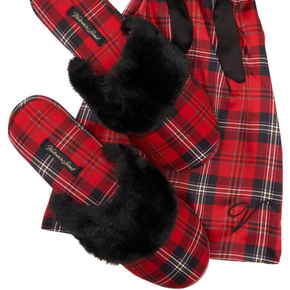 VS Signature Satin Slippers Plaid NWT Victoria's Secret Great Gift Idea NWT Warm - Picture 3 of 8